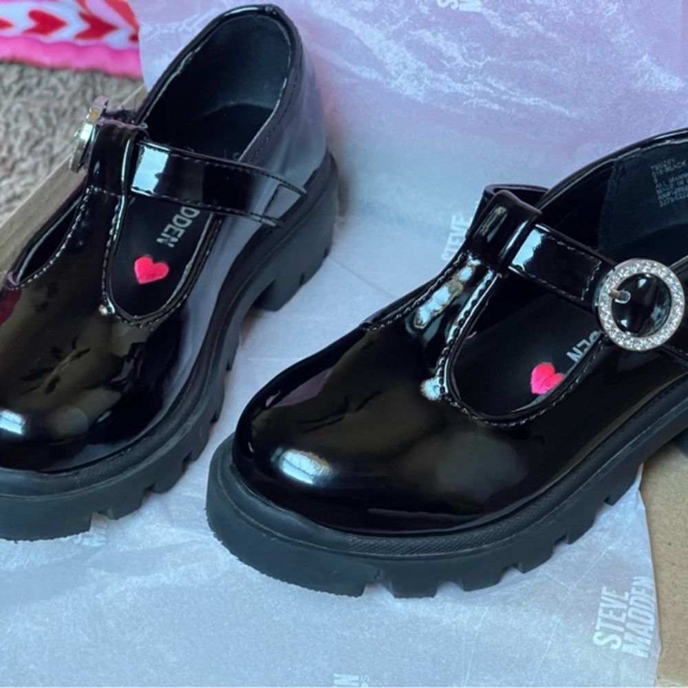 STEVE MADDEN KIDS SHOES 9 GIRLS